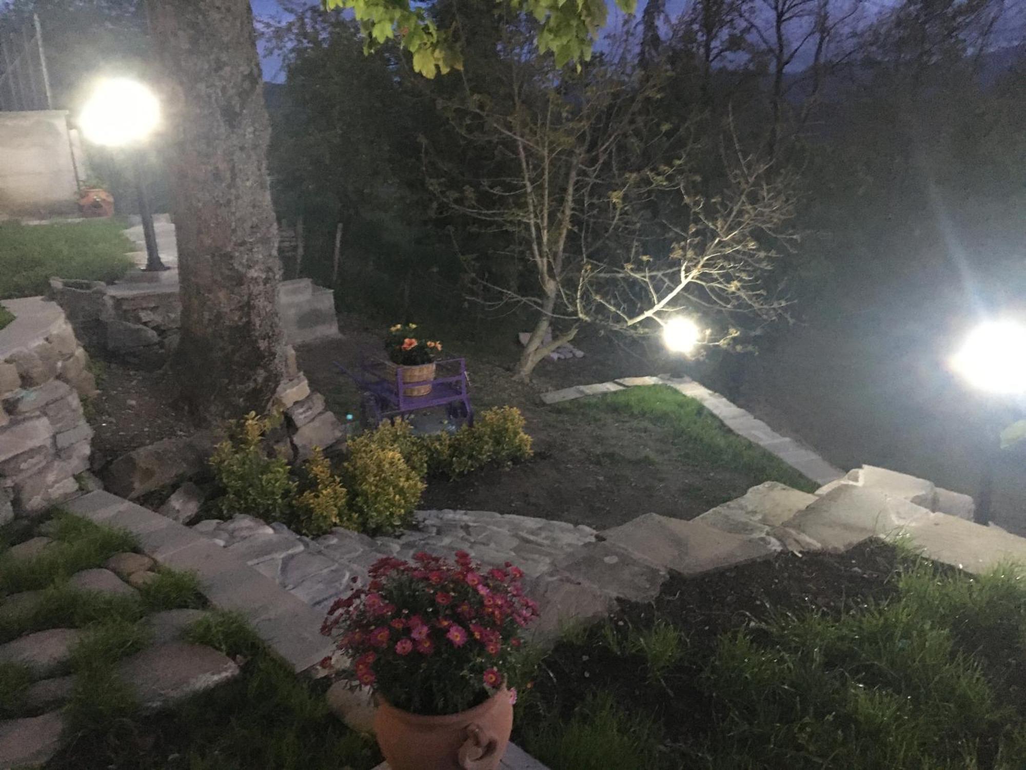 B & B Giu & Dany Bruscoli Εξωτερικό φωτογραφία